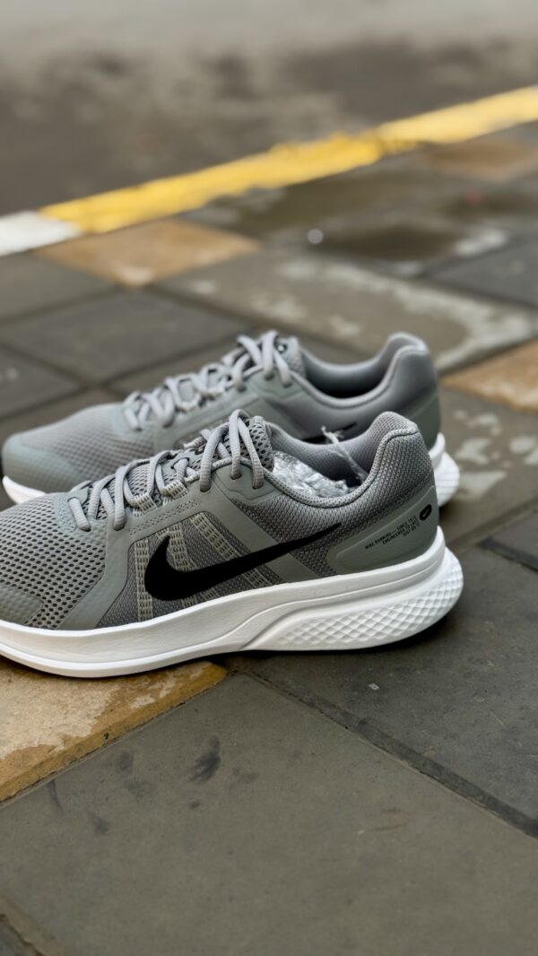 img_2402 Nike Run Swift 2 'Particle Grey'