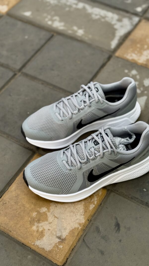 img_2404 Nike Run Swift 2 'Particle Grey'
