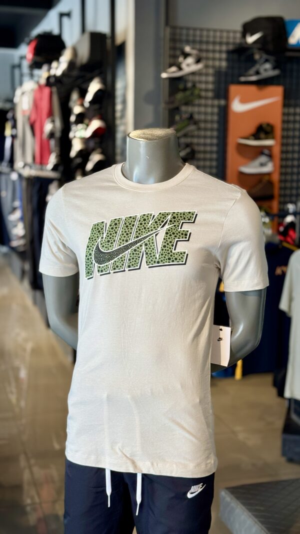 Nike Swoosh