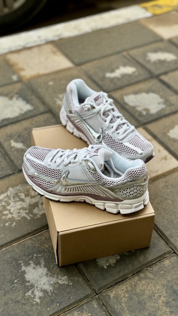 Nike Zoom Vomero 5 Metallic Argenté Platinum Violet