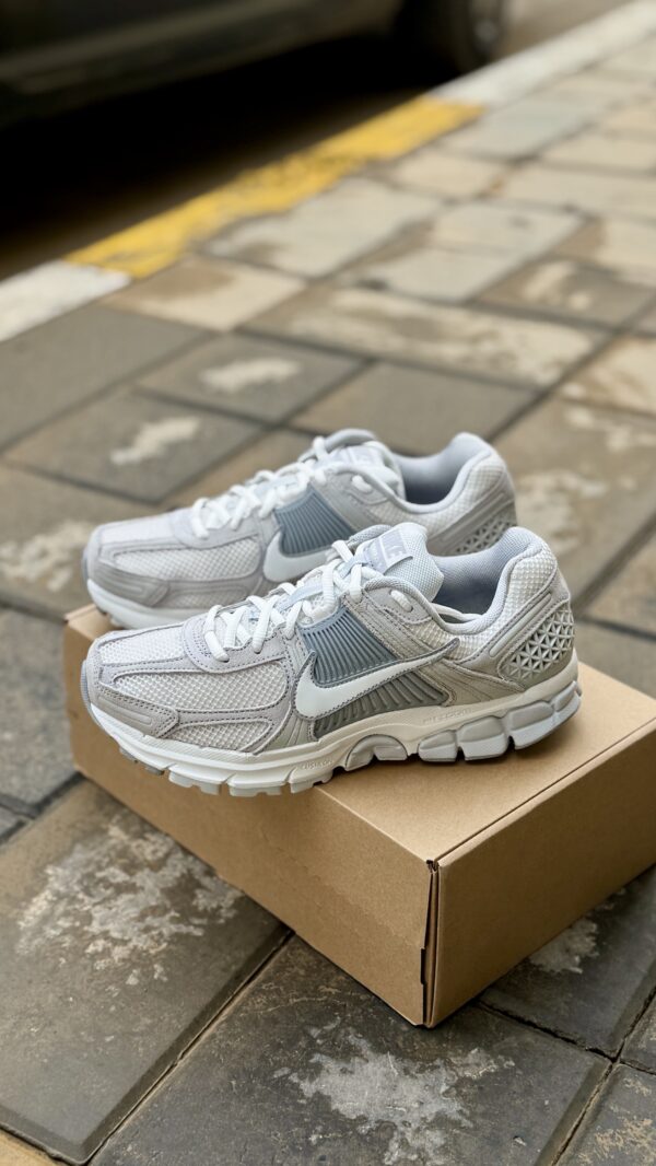 Nike Zoom Vomero 5 Pure Platinum Platinum Tint Grey Wolf Summit Blanc