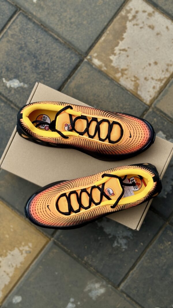 Nike Air Max DN SE Laser Orange