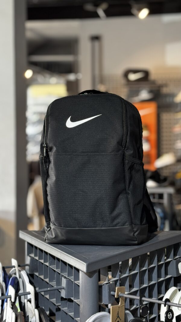 Nike Brasilia
Training Backpack 24 L