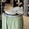 NIKE CLUB WOVEN CARGO OIL GREEN/WHITE 100%Coton