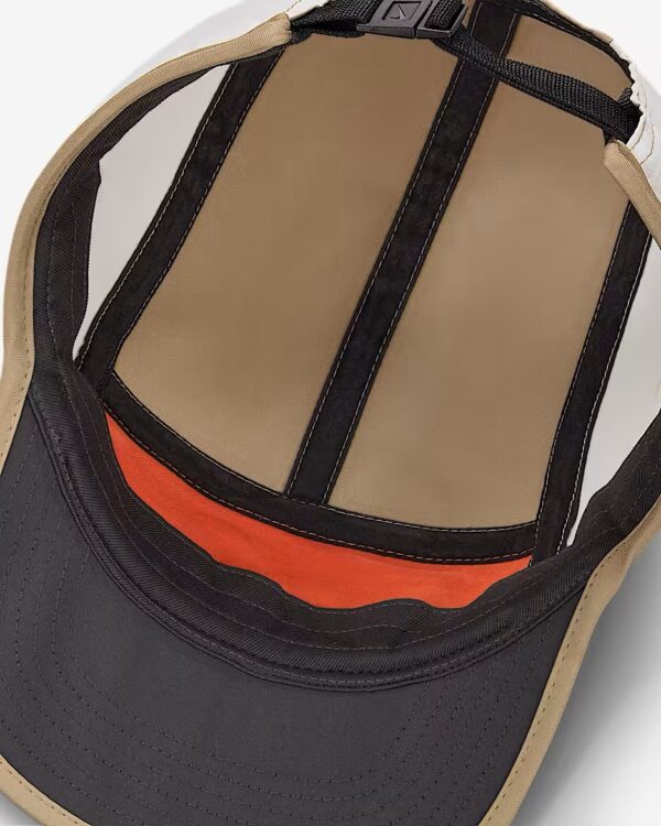 Nike Dri-FIT Fly
Unstructured Swoosh Cap