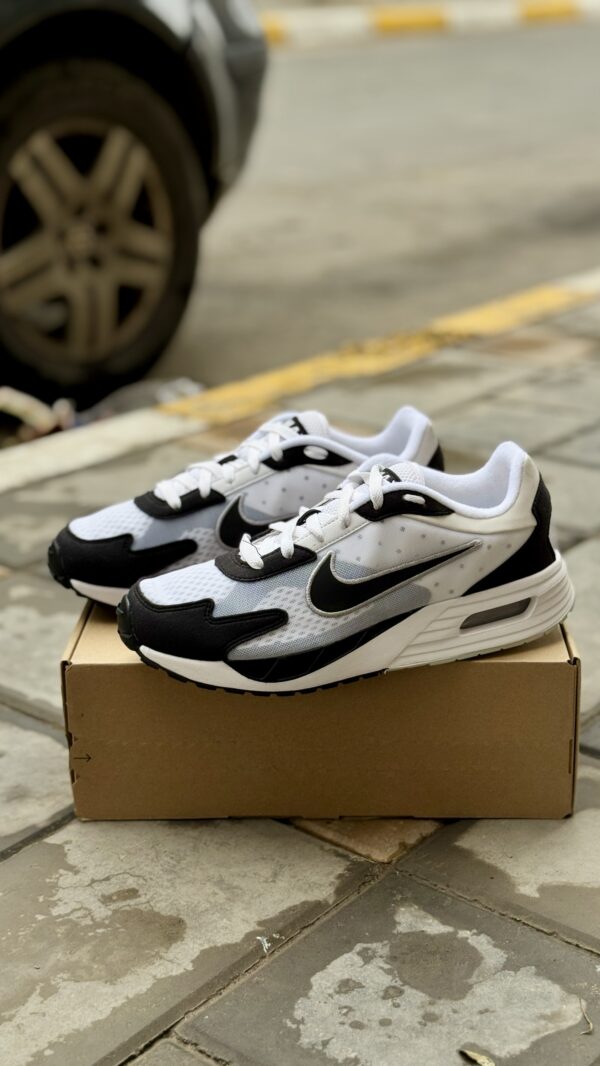 Nike Air Max Solo Blanc Noir