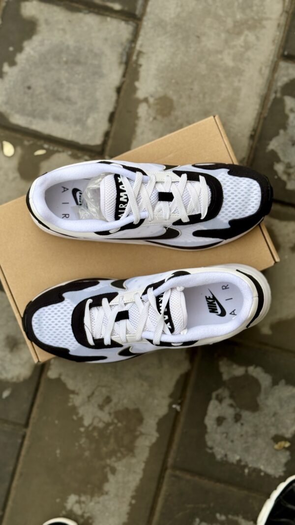 Nike Air Max Solo Blanc Noir