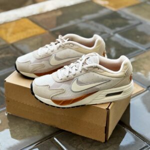 Air Max Solo 'Light Orewood Brown Monarch'