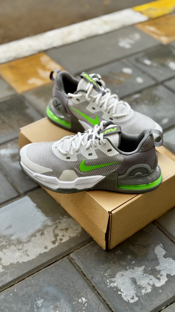 Air Max Alpha Trainer 5 'Phantom Green Strike'