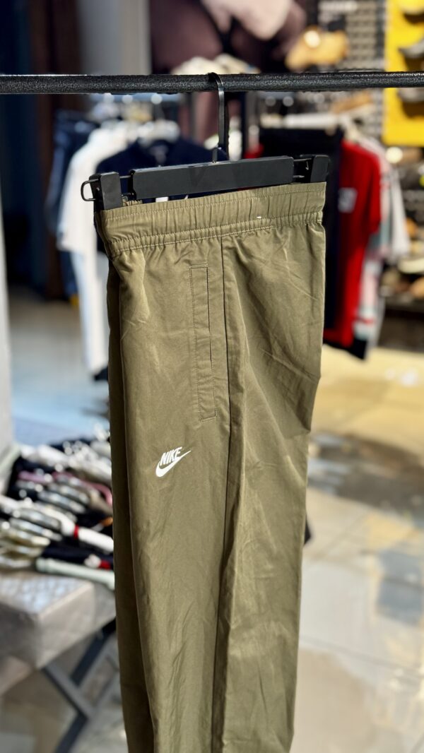 NIKE UNLINED CUFF PANTS