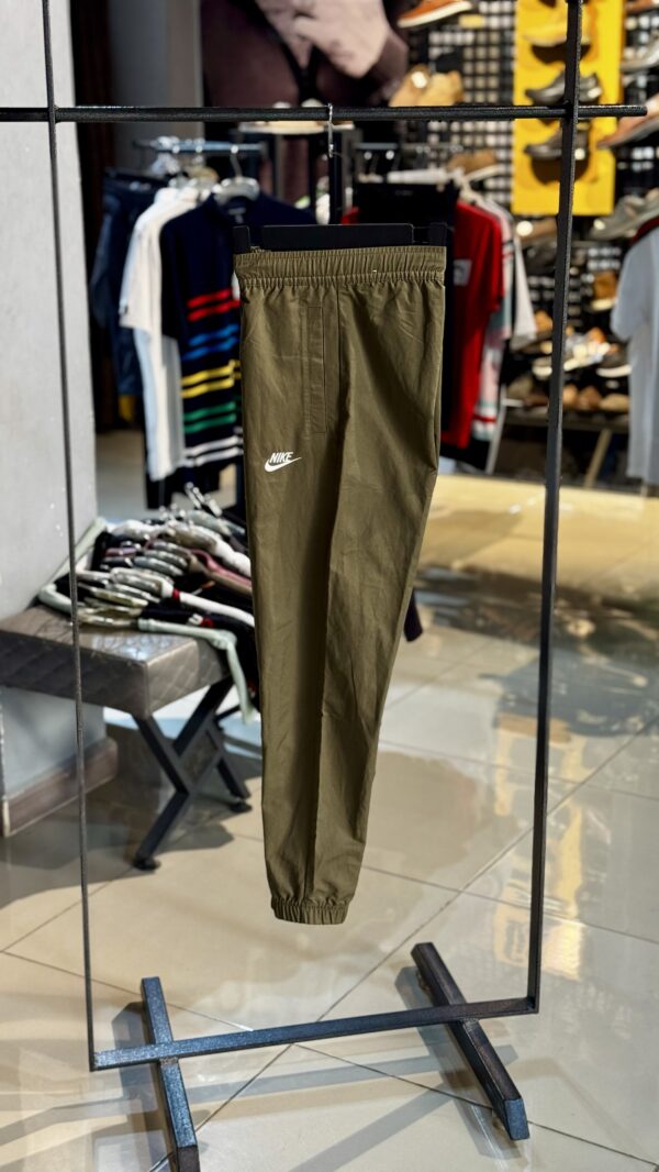 NIKE UNLINED CUFF PANTS