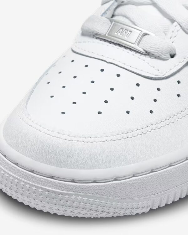 Nike Air Force 1 Low 07