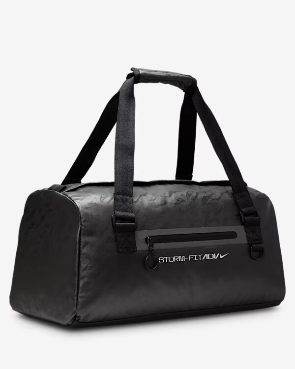 Nike Pro
Storm-FIT ADV Duffle Bag (38L)