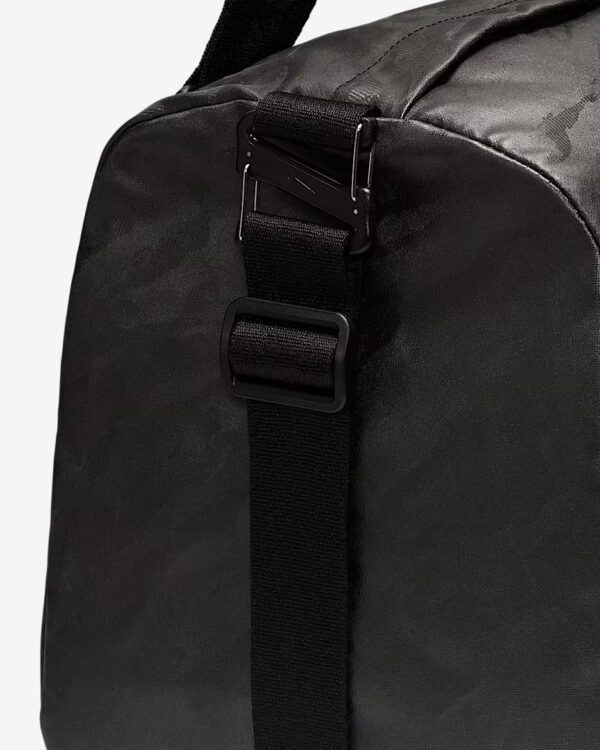 Nike Pro
Storm-FIT ADV Duffle Bag (38L)