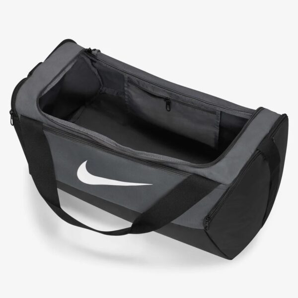 Nike Brasilia 9.5
Duffel Bag (41L)