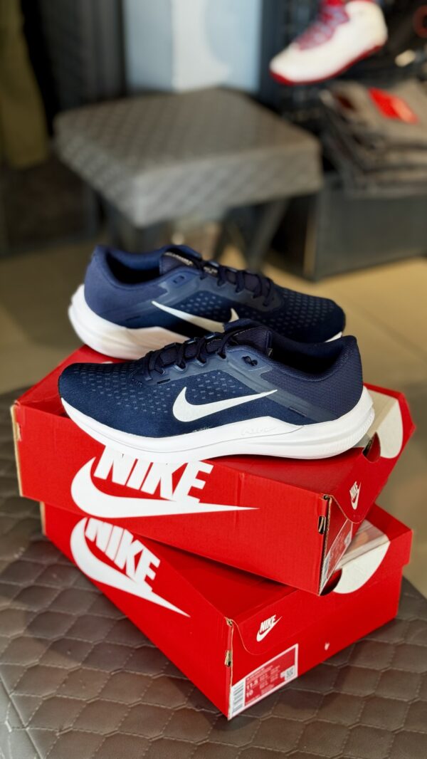 Winflo 10 'College Navy Metallic Silver'