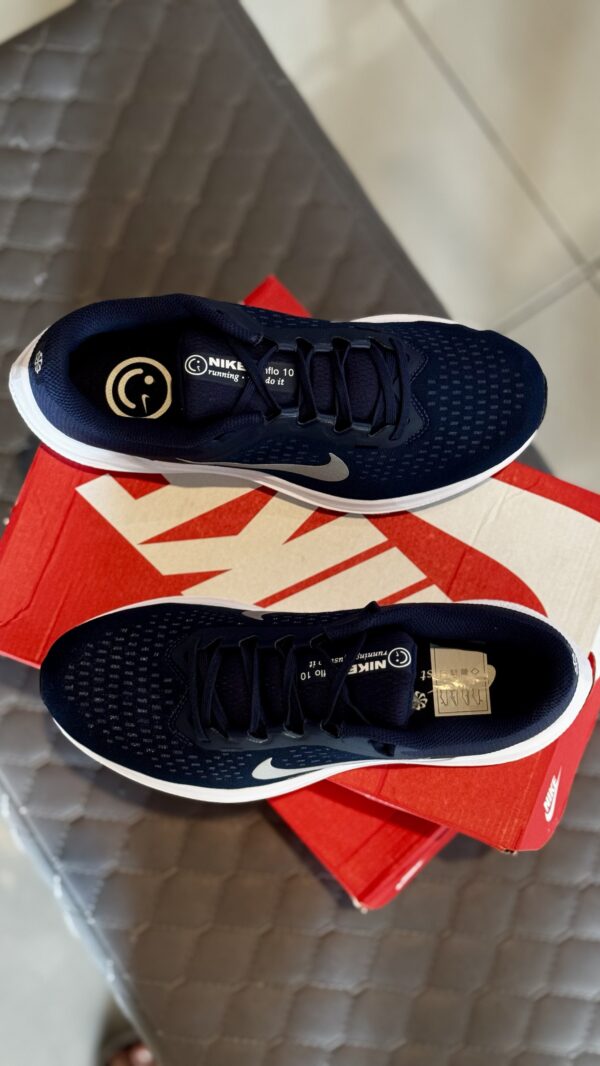 Winflo 10 'College Navy Metallic Silver'