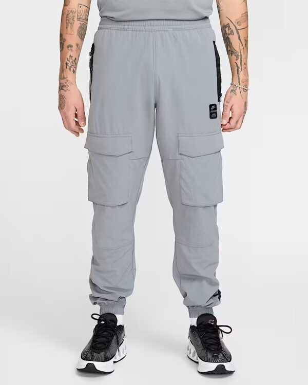 Nike Sportswear Air MaxPantalon cargo tissé Cool Grey/Cool Grey/Noir