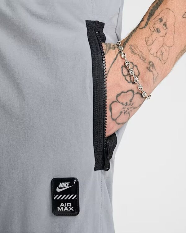 Nike Sportswear Air MaxPantalon cargo tissé Cool Grey/Cool Grey/Noir