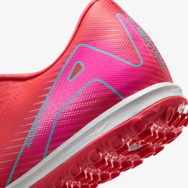 Nike Mercurial Vapor 16 AcademyTurf Low-Top Football Shoes
