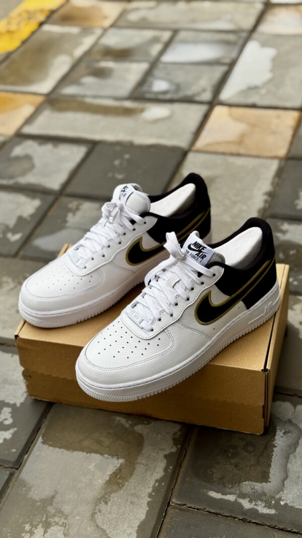 Nike Air Force 1 Low '07 Black & Yellow