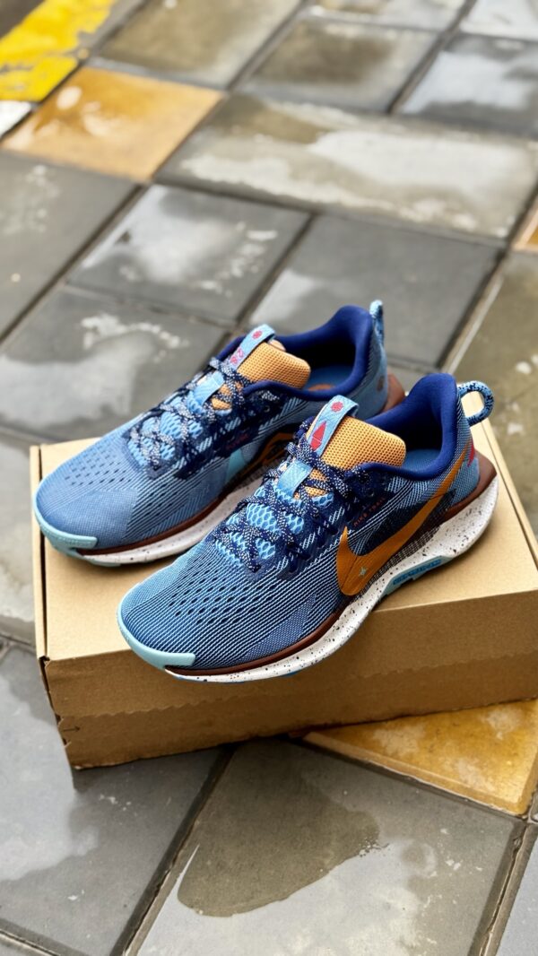 Nike Pegasus Trail 5 "Blue Void & Monarch"
