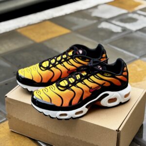 Nike Air Max Plus Sunset