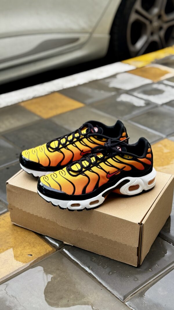 Nike Air Max Plus Sunset