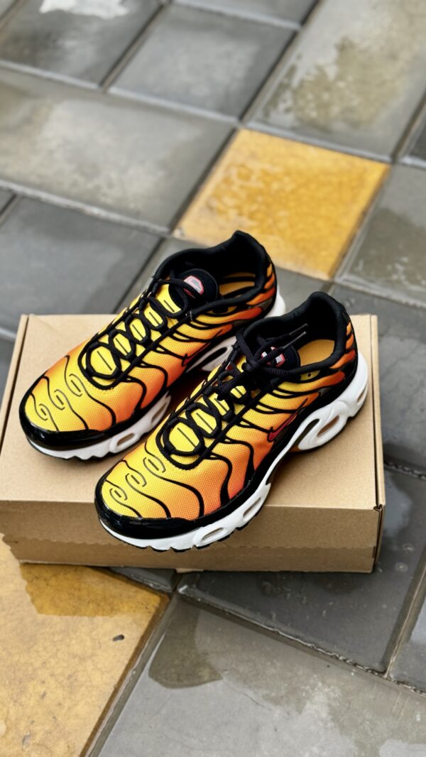 Nike Air Max Plus Sunset