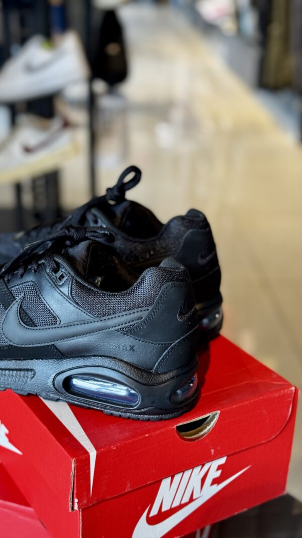 Nike Air Max Command Triple Black