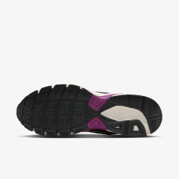 Nike Initiator White/Pale Ivory/Off-Noir/Viotech