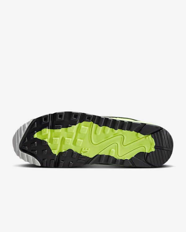 Nike Air Max 90 GORE-TEX
Summit White/Volt/Black/Cool Grey