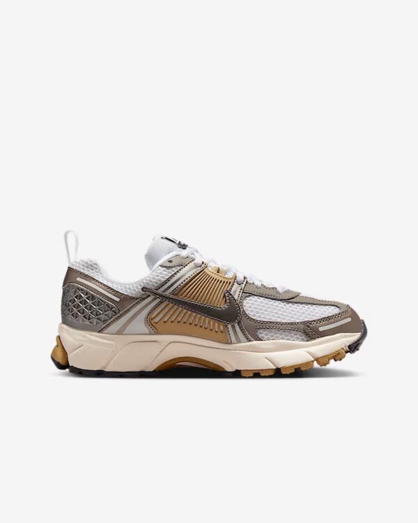 Nike Vomero 5 Metallic Pewter/Parachute Beige/Blanc/Medium Ash