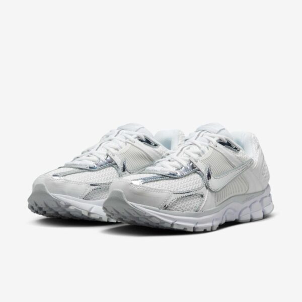 Nike Zoom Vomero 5 Chrome Toe