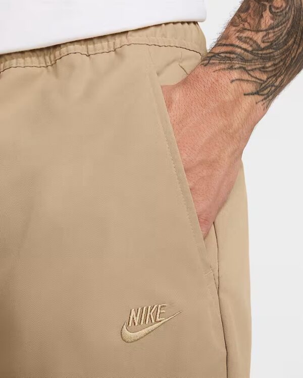 Nike Club 
Woven Tapered Pants Parachute Beige/Parachute Beige