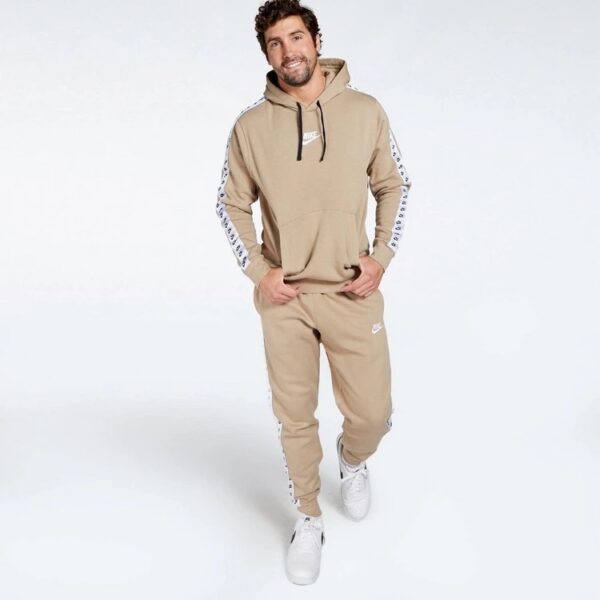 Nike Jogging Club Fleece Beige