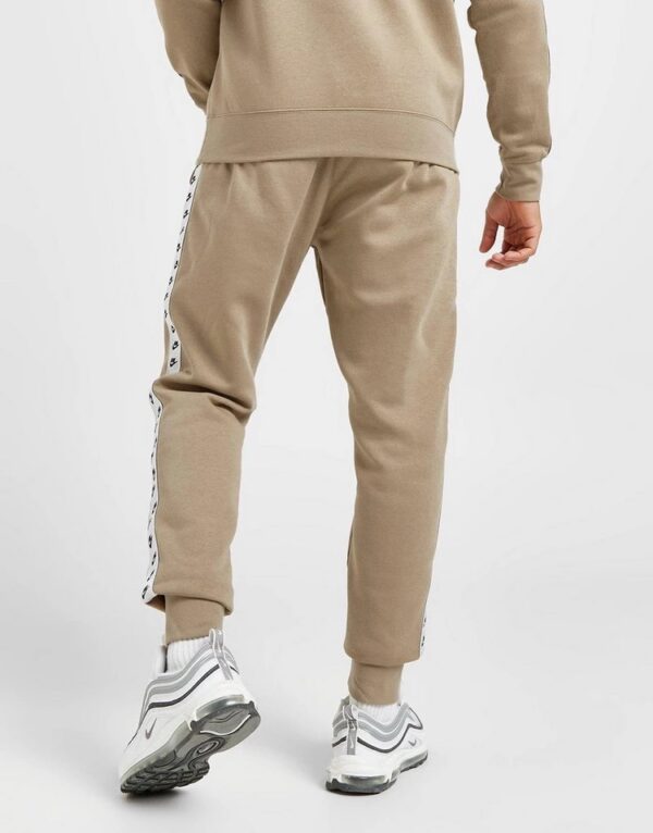 Nike Jogging Club Fleece Beige