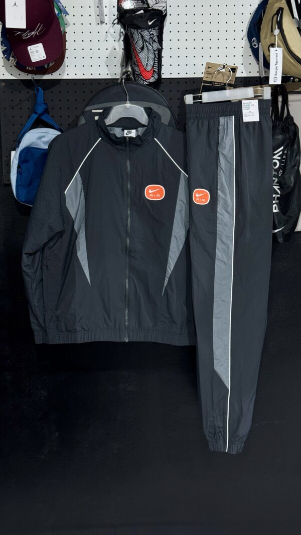 NIKE AIR Swoosh grey & orange Losse Fit