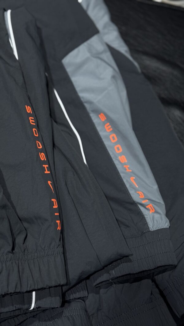 NIKE AIR Swoosh grey & orange Losse Fit