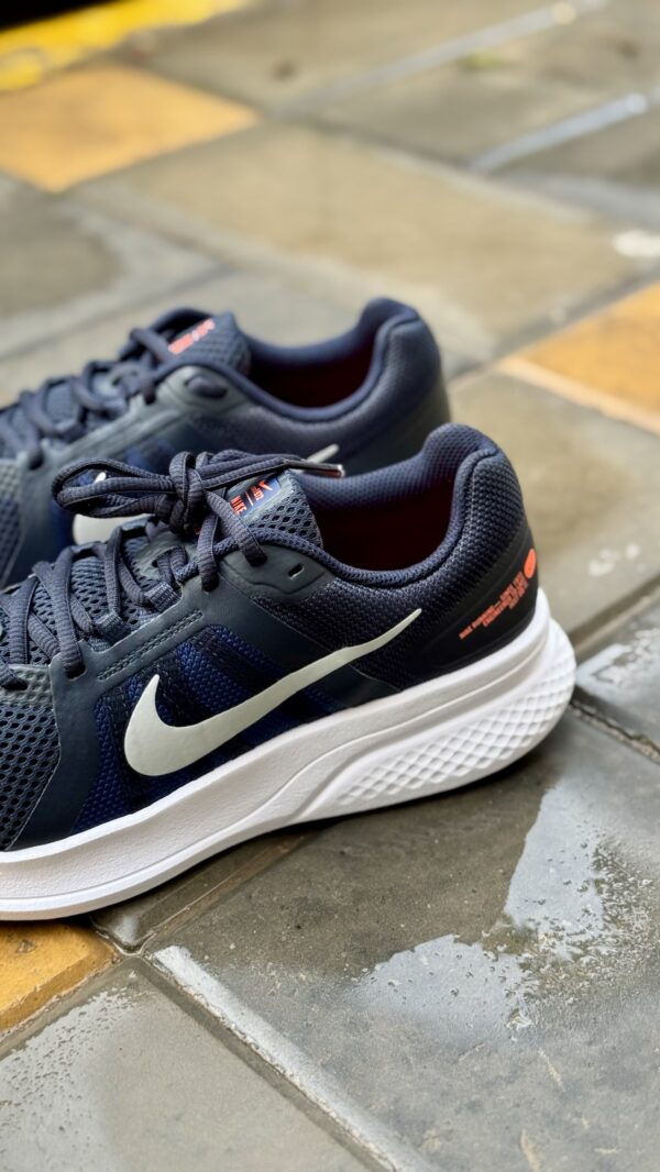 Nike Run Swift 2 'Black Blue Gray'