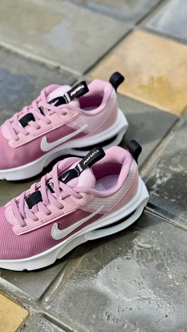 Nike Air Max INTRLK Lite Pink/Medium Soft Pink/White