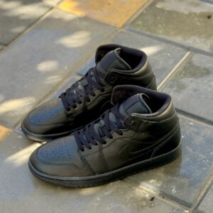 img_7464 Jordan 1 Mid Triple Black