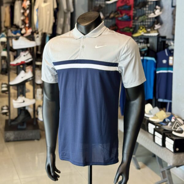 Nike Dri-FIT Victory Solid Golf Polo Shirt
Light Smoke Grey/Obsidian/White