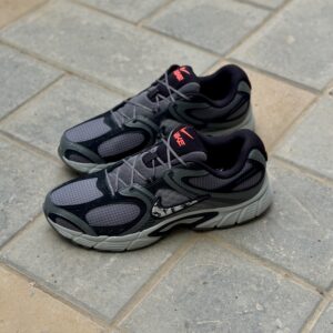 Nike V5 RNR "IRON GREY"