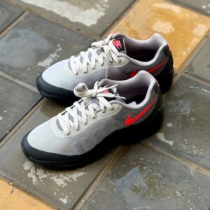 Nike Air Max Invigor 'Solar Red Anthracite'
