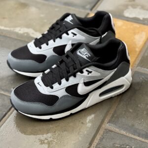 Nike Air Max Correlate coloris noir/blanc/gris