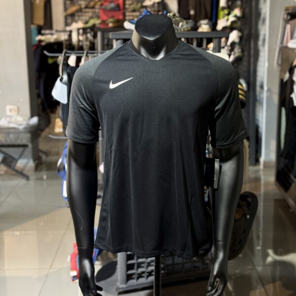 Nike Strike Triple Black