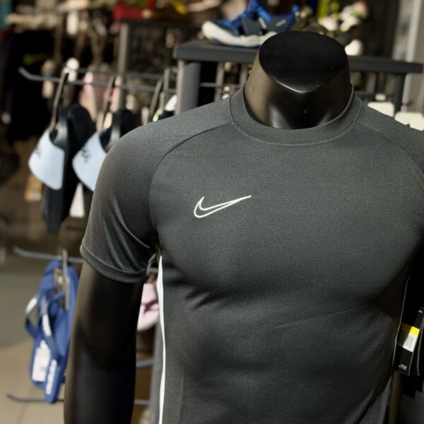Nike Dri-Fit Academy Gris