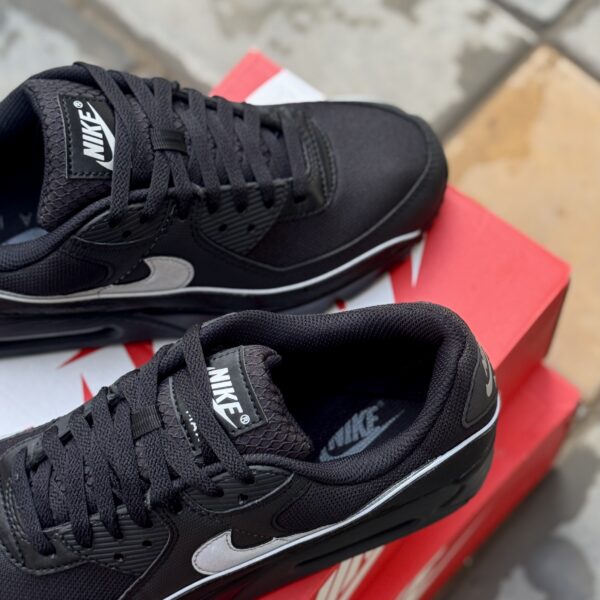 Nike Air Max 90 Premium noir réfléchissant