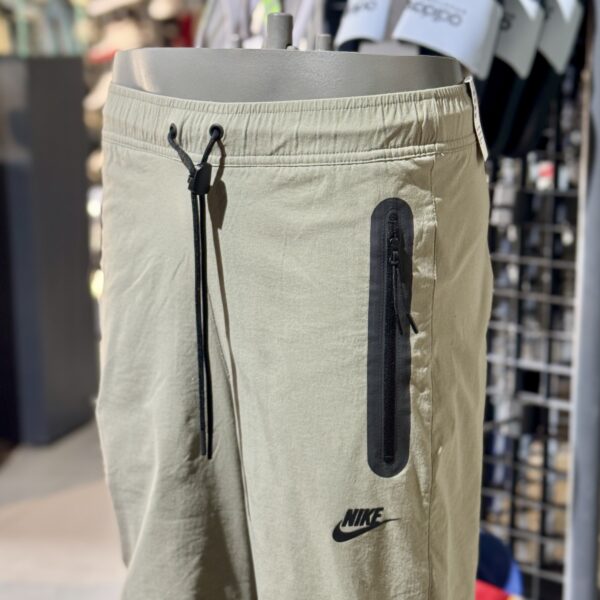 Nike Tech Kawi Spruce Fog/Noir